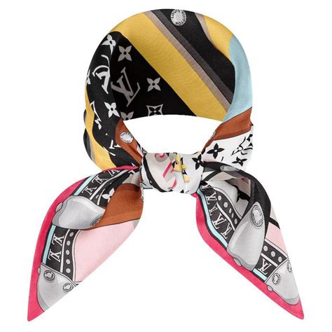 carré de soie louis vuitton|Louis Vuitton scarf.